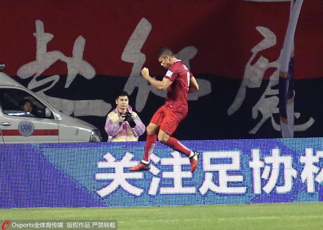 专家推荐　【东方球圣】足球7连红 奉上下午澳超：悉尼FC vs 西部联【红单策略】足球18中15 带来下午澳超：墨尔本城 VS 墨尔本胜利【盘算足红】足球17中13 带来晚间意甲：弗洛西诺尼 VS 尤文图斯今日热点赛事今日下午，悉尼FC vs 西部联，晚间欧洲顶级联赛火热进行，17中13专家东方球圣等人带来赛事解析。